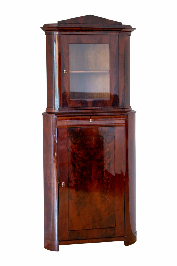 Biedermeier Mahagoni Eckschrank um 1840