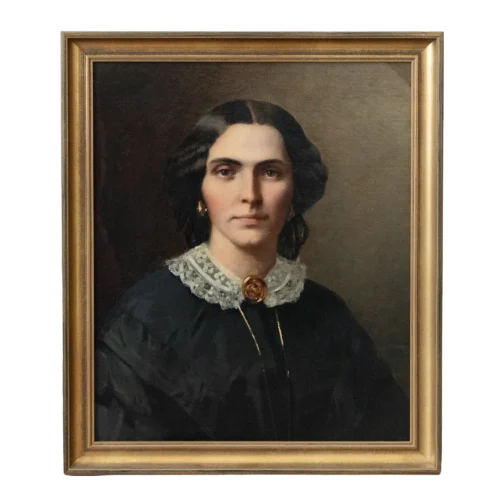 Antikes Biedermeier Ölgemälde, Porträt einer Frau mit dunklem Haar, Spitzenkragen und goldener Brosche, im schlichten Goldrahmen.